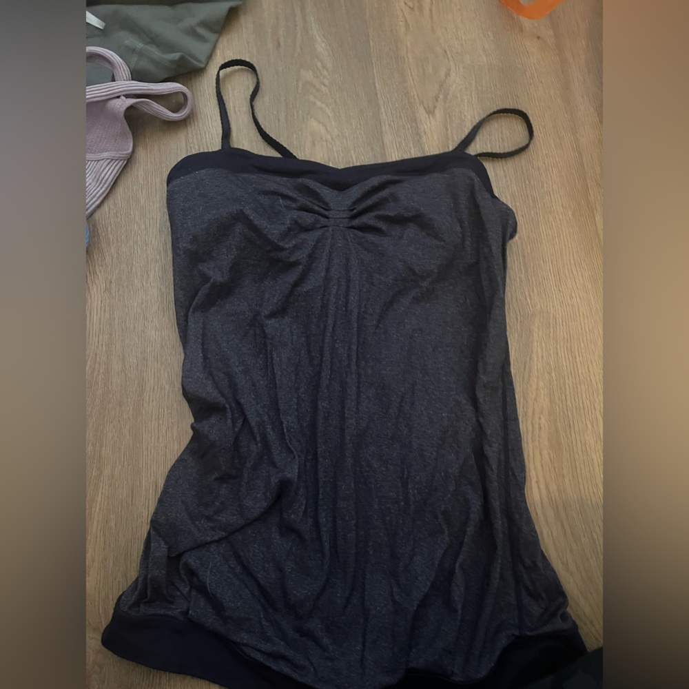 lulu tank top with bra